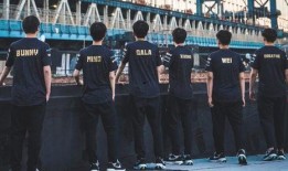 涵艺爆料fpx冰岛视频,涵艺独家爆料，揭秘战队幕后故事